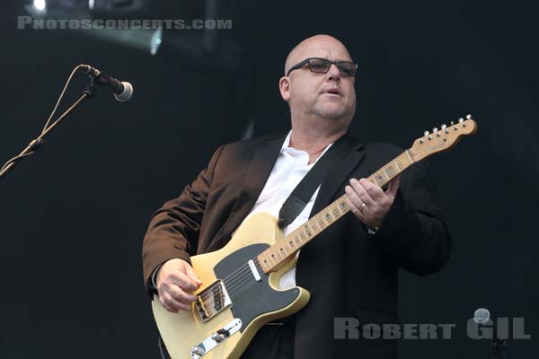 PIXIES - 2017-07-23 - PARIS - Hippodrome de Longchamp - Main Stage 1 - Charles Michael Kittridge Thompson